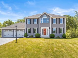 19 Teresa Dr, Holden, MA 01520