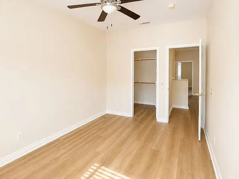 455 Fairview Ave #D — Photo 8