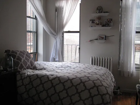 Rented by Magnone Real Estate | media 38