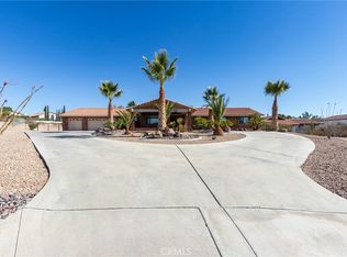16385 Kamana Ct, Apple Valley, CA 92307