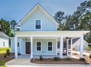 743 Markhams Dr, Madison, GA 30650