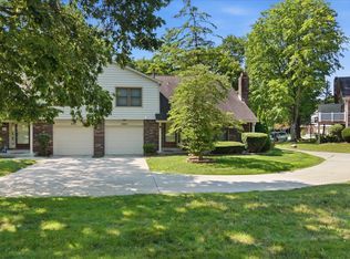 9063 Pine Cone Way, Indianapolis, IN 46268