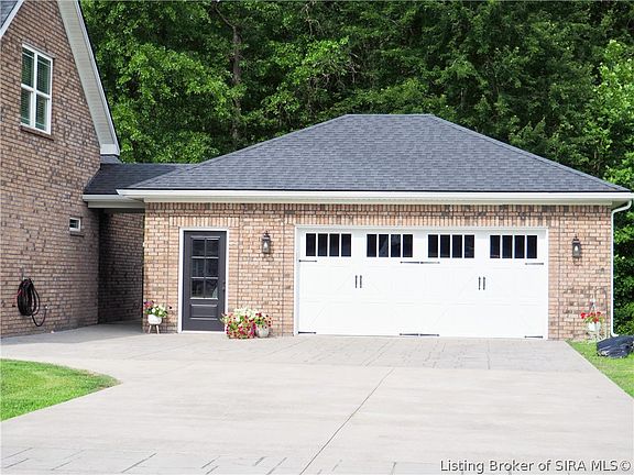 4th image of 15203 Silver Springs Court