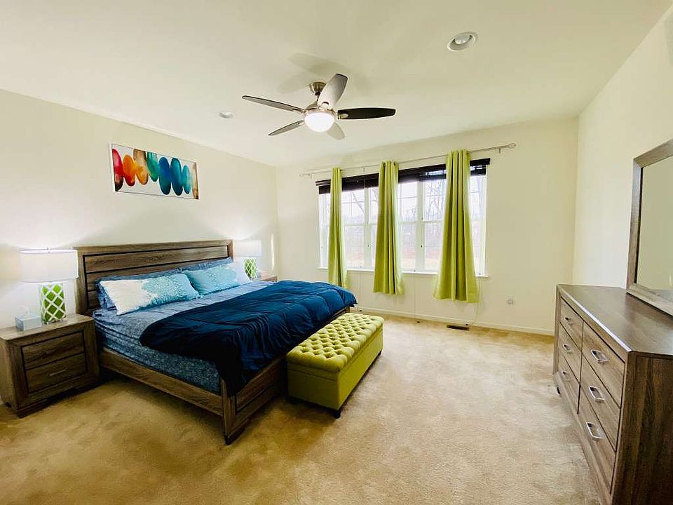 1st image of 119 Sirius Dr