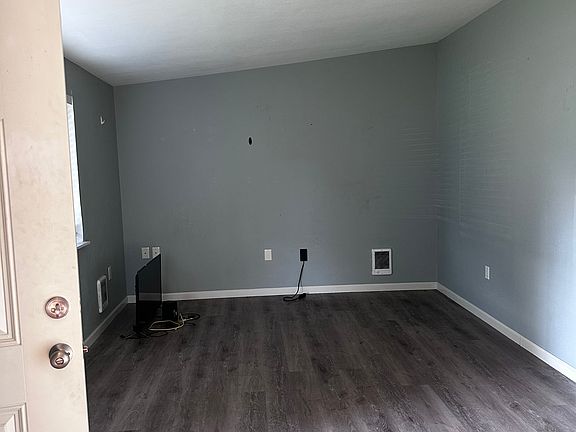 3rd image of 1507 Wood Ave E #1509