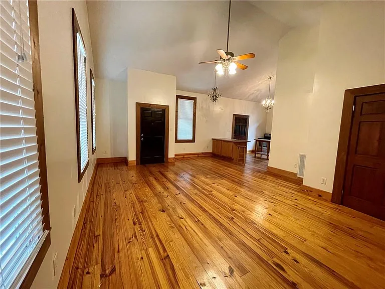 222 S Dearborn St — Photo 7
