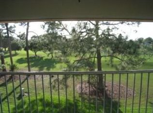 709 Augusta Blvd APT 8, Naples, FL 34113