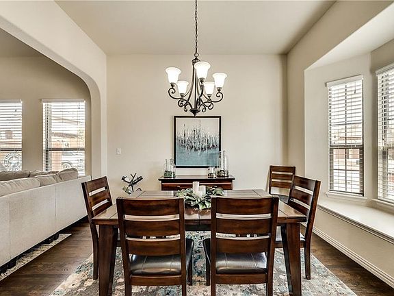 4th image of 5700 Tawakoni Dr