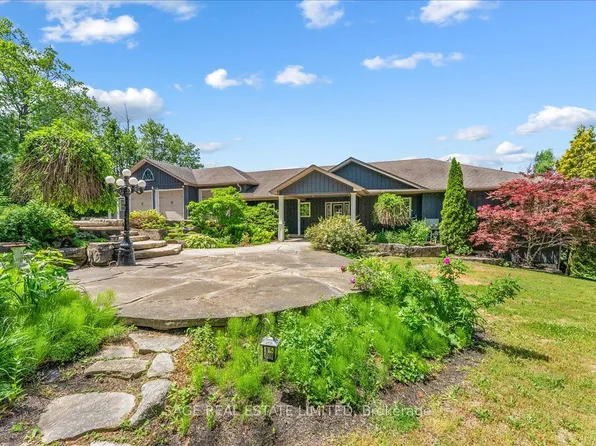 1634 Morris Ave, Selwyn, ON K0L 1T0