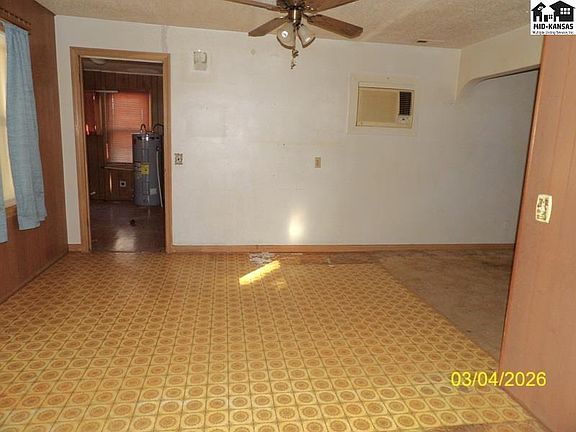 5th image of 215 S Garfield Ave