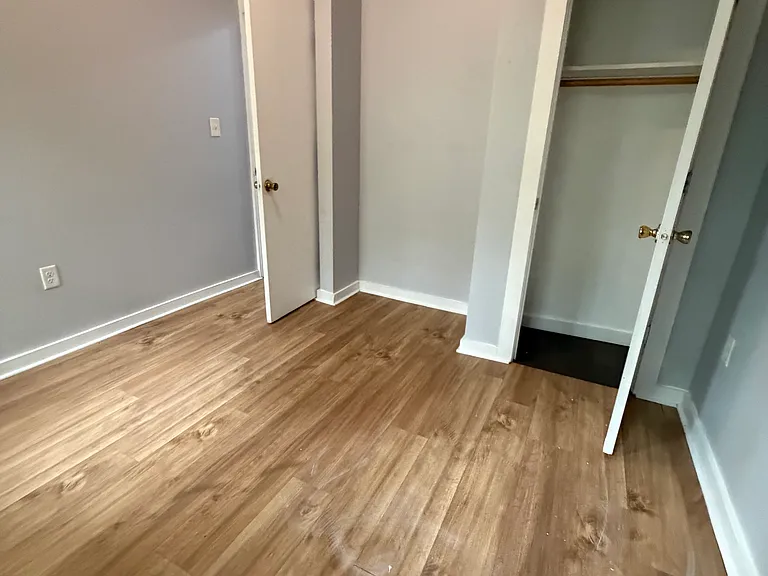 29 Bartholdi Ave #1A — Photo 7