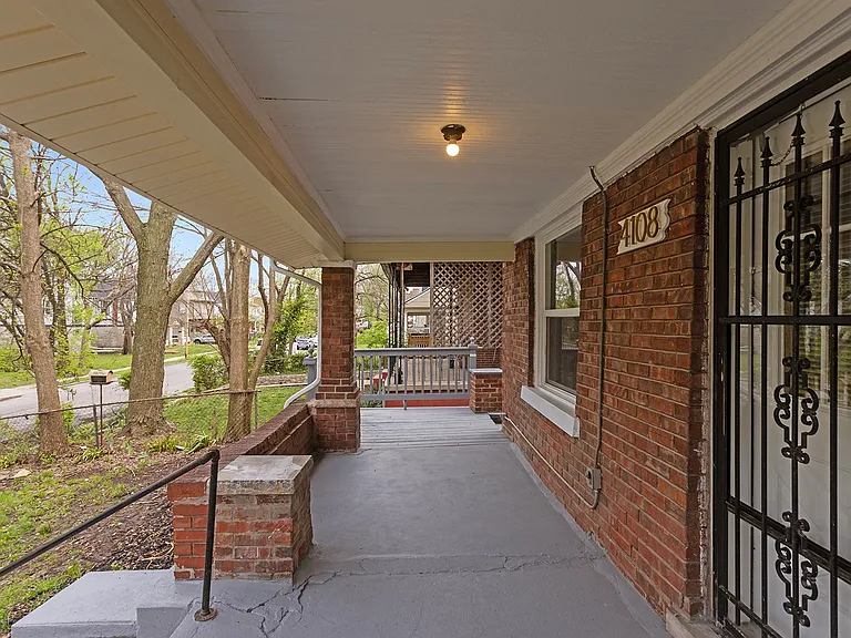 4108 McGee St #B — Photo 13