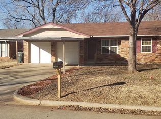 9715 NE 2nd St, Midwest City, OK 73130