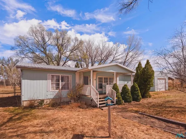 505 14th St, Springer, NM 87747