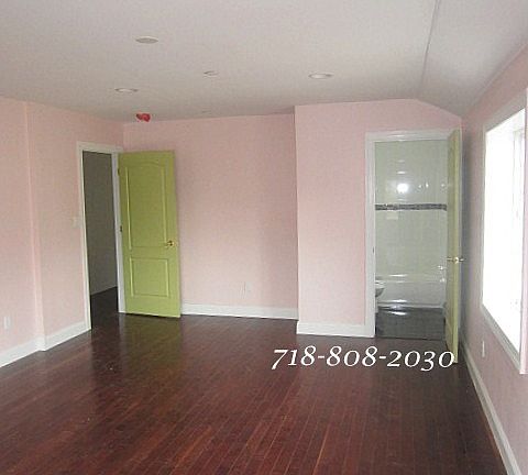 5th image of 4000 Wilder Ave
