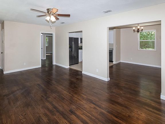 4th image of 3936 Barmer Dr