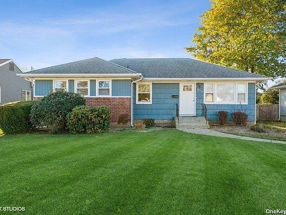 2nd image of 1096 McDonald Ave