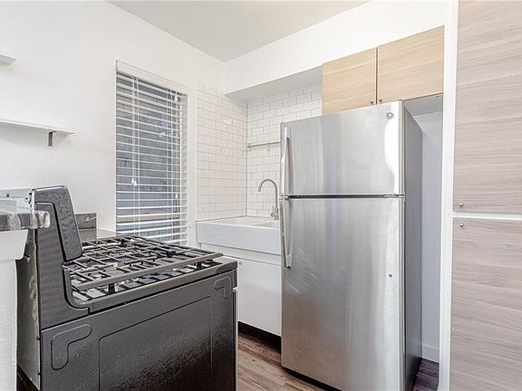 3rd image of 4111 Avenue A APT 209