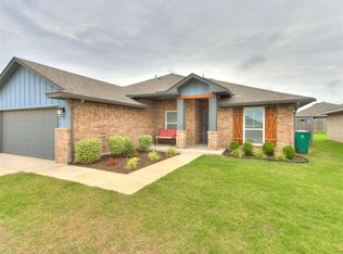 1009 Blackjack Creek Dr, Yukon, OK 73099