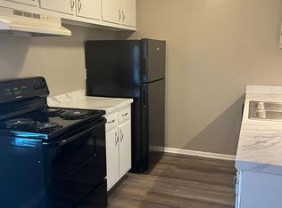 5611 S Quaker Ave APT B, Tulsa, OK 74105