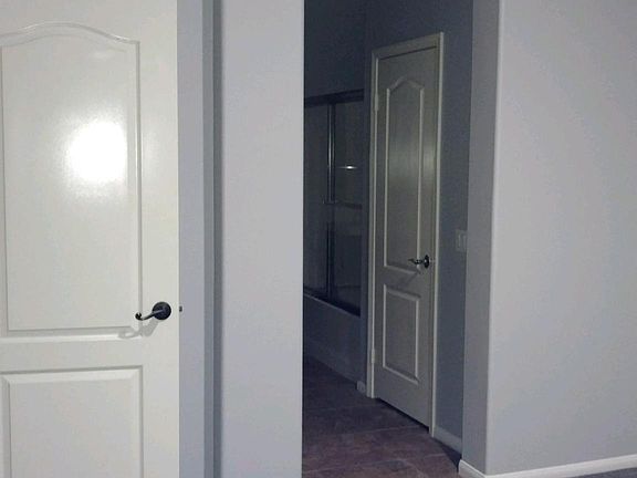 4th image of 17871 Shady View Dr Unit 22