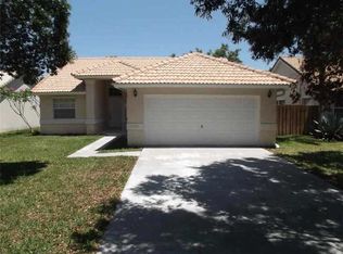 3773 S Lancewood Pl, Delray Beach, FL 33445