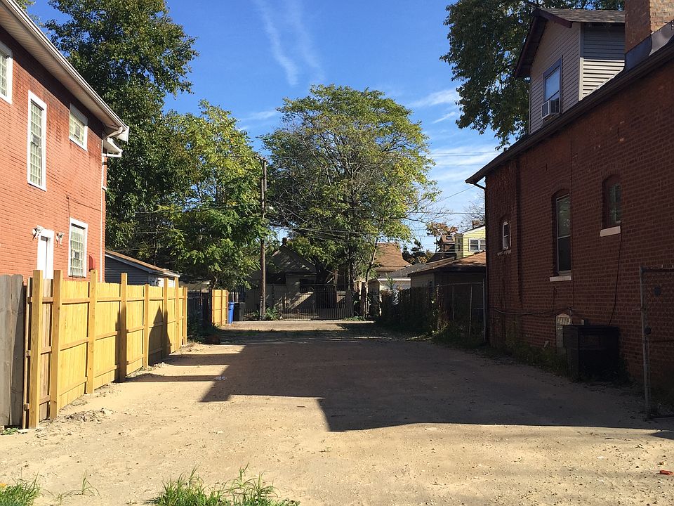 1st image of 7647 S Saint Lawrence Ave