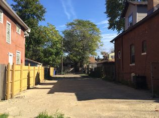 7647 S Saint Lawrence Ave, Chicago, IL 60619
