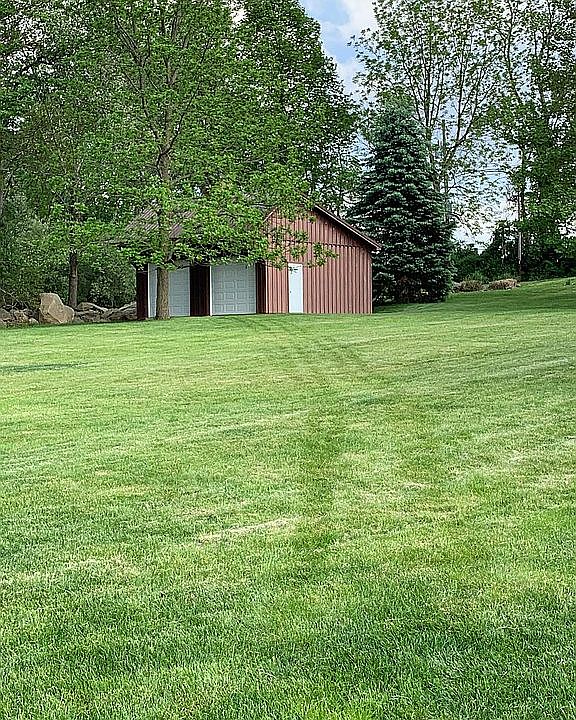 2nd image of 2 Perry Rd