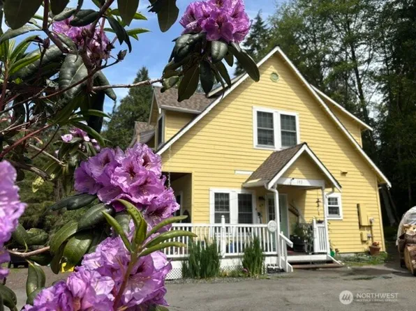 143 Johnson Lane, Oak Harbor, WA 98277