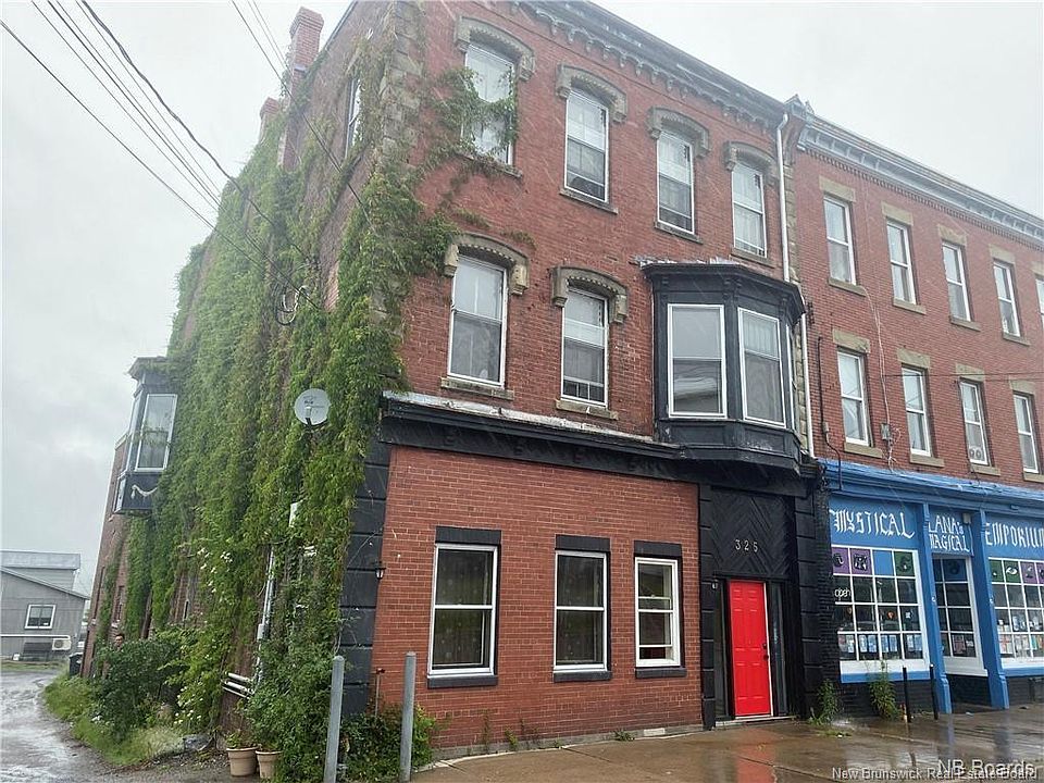 1st image of 325 Main St