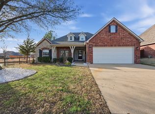 11112 S 3rd St, Jenks, OK 74037