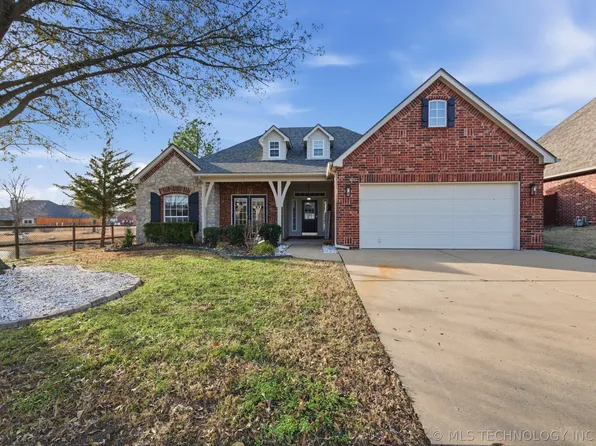 11112 S 3rd St, Jenks, OK 74037