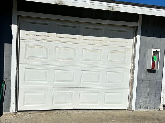 2nd image of 10850-72 Thompson Dr #10850