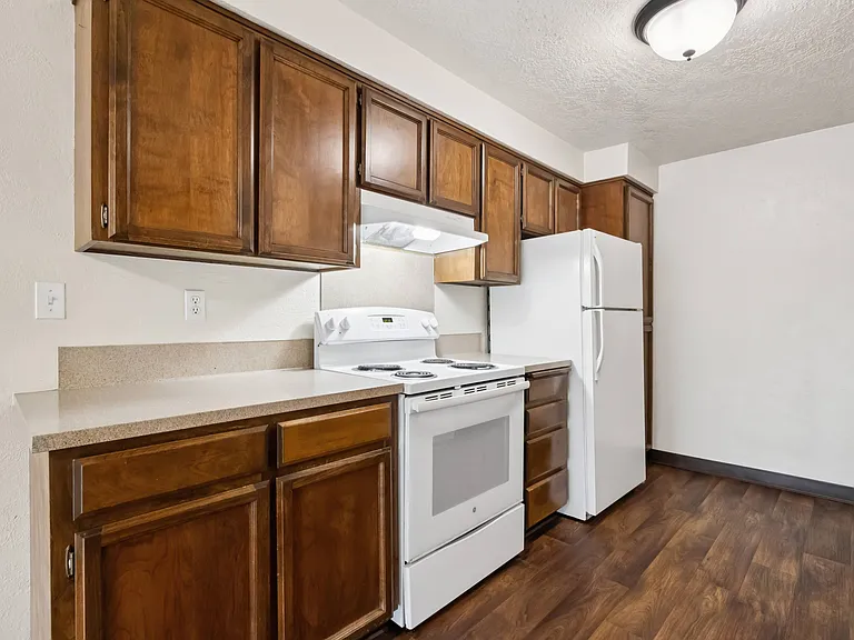 Fairmount Park Apartments — Photo 17