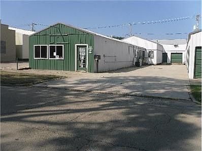 2nd image of 302 N Main St