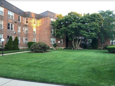 510 Dubois Ave APT 6A, Valley Stream, NY, 11581