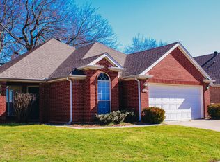 2610 Wandering Oak Dr, Corinth, TX 76208