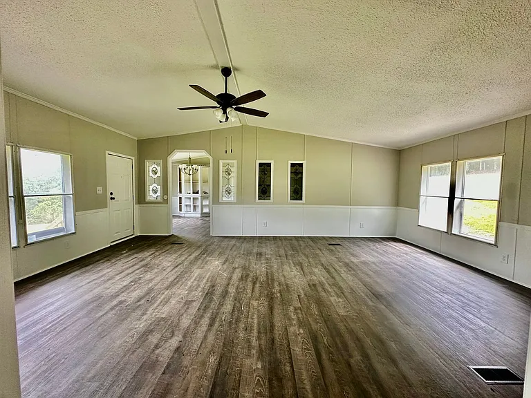 15 Bonanza Ln — Photo 14