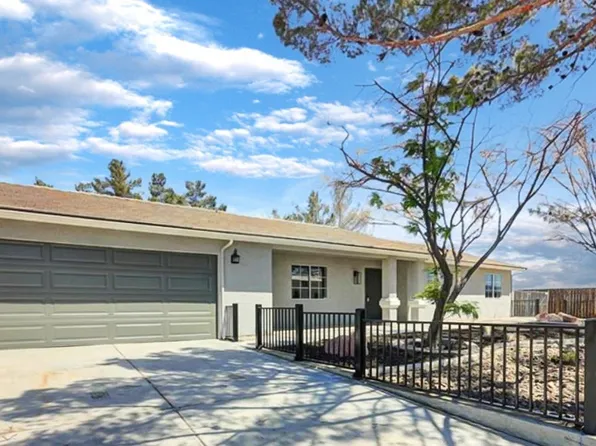 3471 Adobe Ct, Pahrump, NV 89048