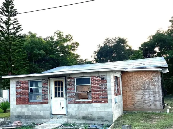 38835 Pine St, Umatilla, FL 32784