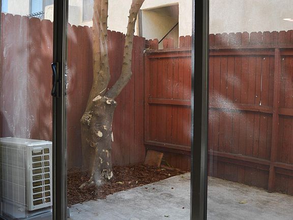 4th image of 3356 Keystone Ave #10