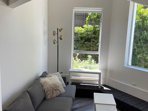 2nd image of 4405 W Point Loma Blvd #2001