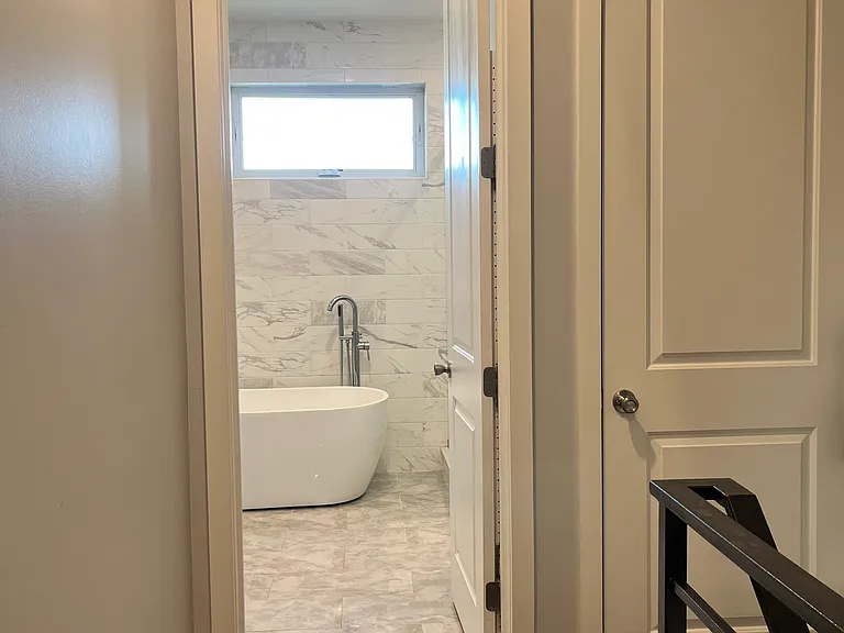 1328 S Bouvier St — Photo 20