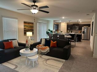 1672 Thistle Ln, Los Banos, CA 93635