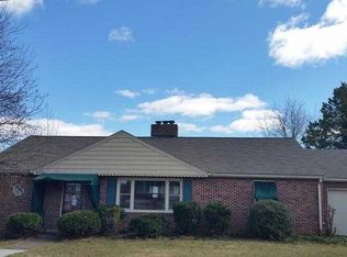 91 N High St, Spring Grove, PA 17362