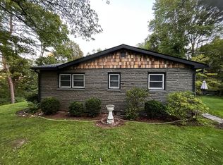 7510 Old Coach Rd, Stroudsburg, PA 18360