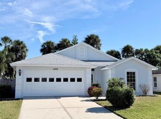 6933 43rd Ct E, Sarasota, FL 34243