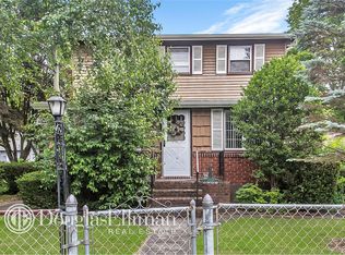 23 Saint James Pkwy, Nesconset, NY 11767