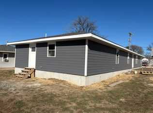 317 E 13th St #2, Hays, KS 67601